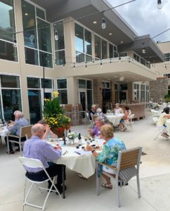 al fresco dining 