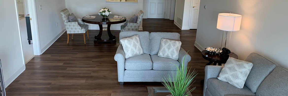 Carring 2 living and dining room