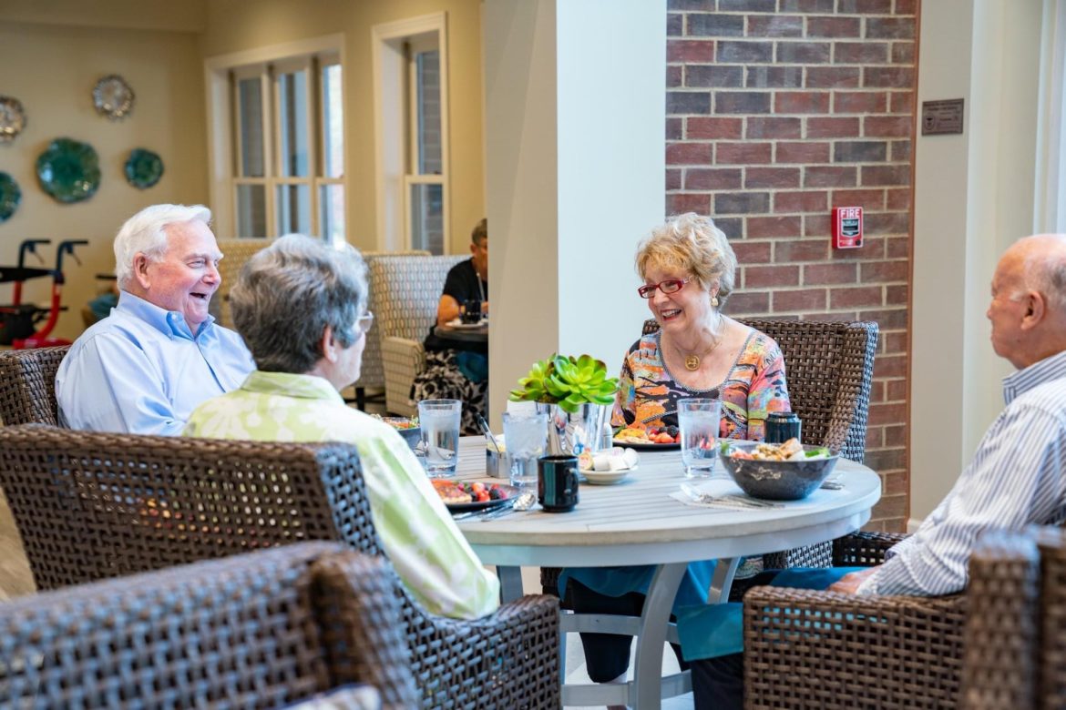 dining at Friendship Village of Dublin