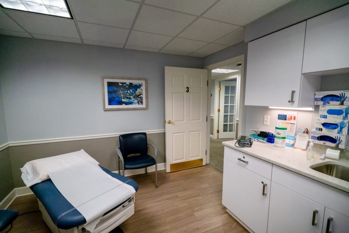 Medical exam room at Curana Health at Friendship Village of Dublin.